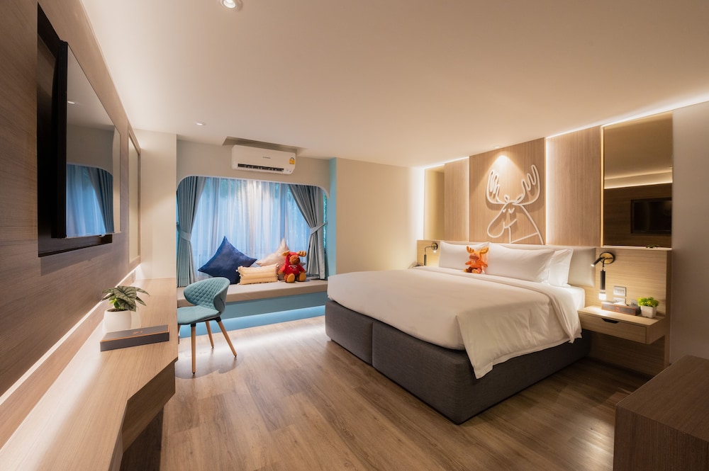 Moose Hotel Nimman 12/48