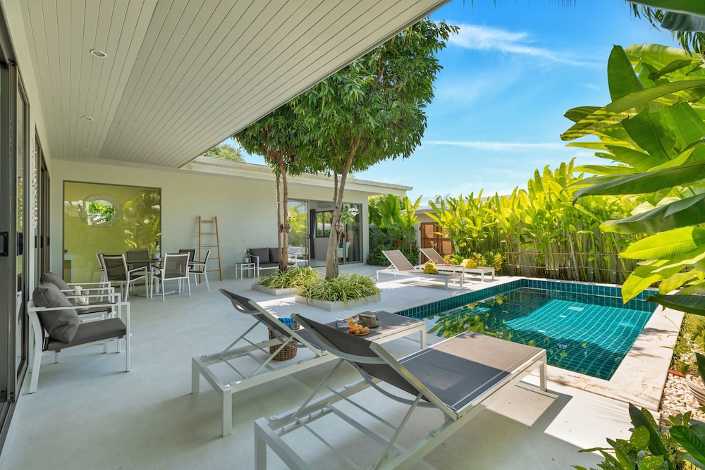 Villa White Orchid 18/50