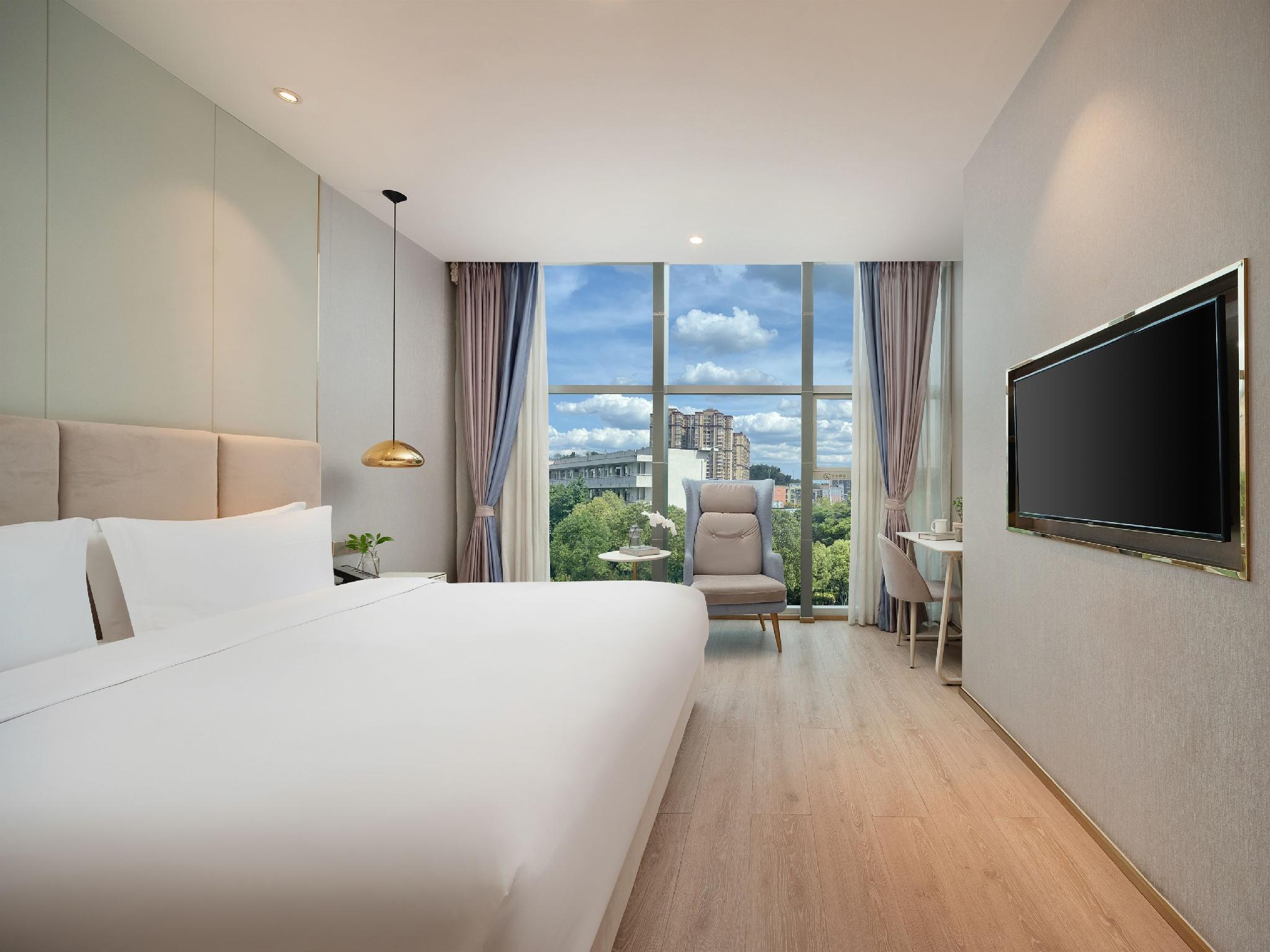 Jane & Joy Hotel 15/33