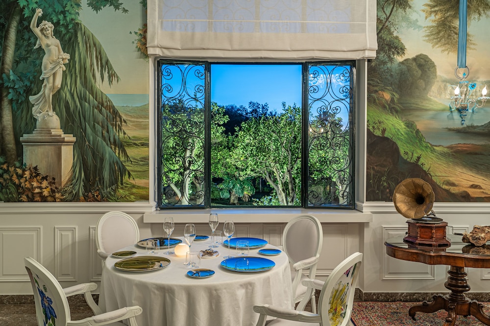 Majestic Palace Sorrento, Curio Collection by Hilton 5/56