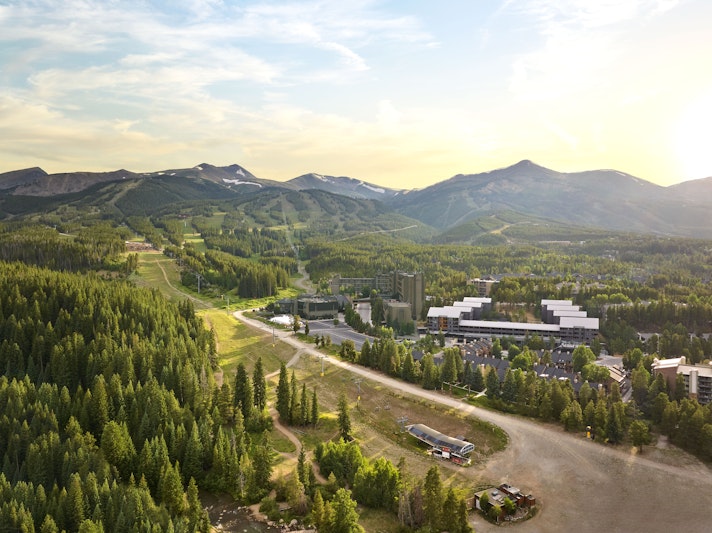 Hotel Alpenrock Breckenridge, Curio Collection by Hilton 40/46