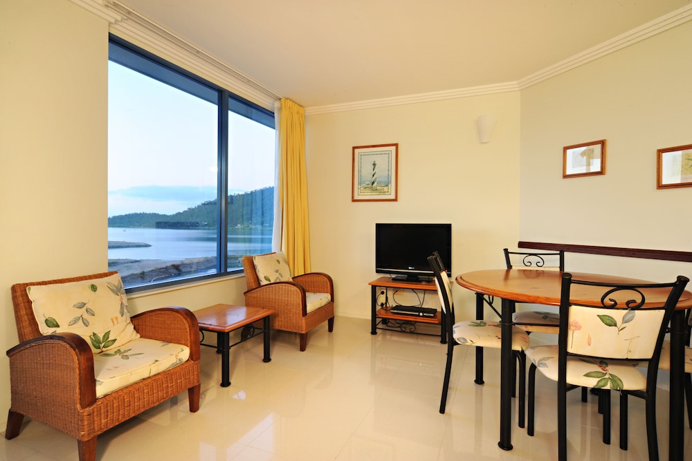 at Whitsunday Vista Holiday Apartments 33/39