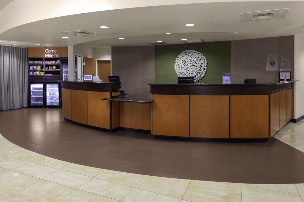 Fairfield Inn Suites Charlotte Matthews 7/39
