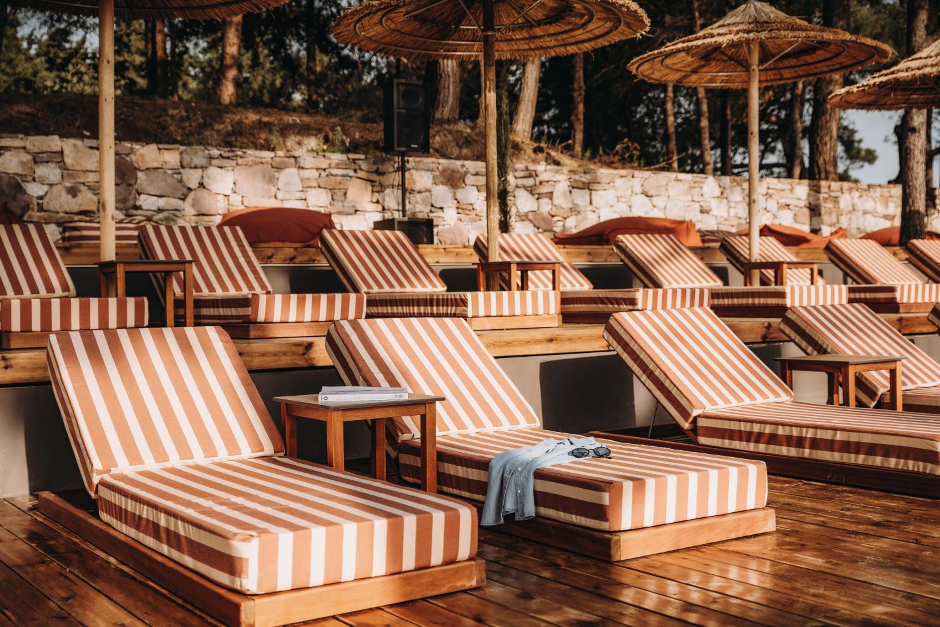 COOKS CLUB IALYSOS RHODES ADULTS ONLY 69/83