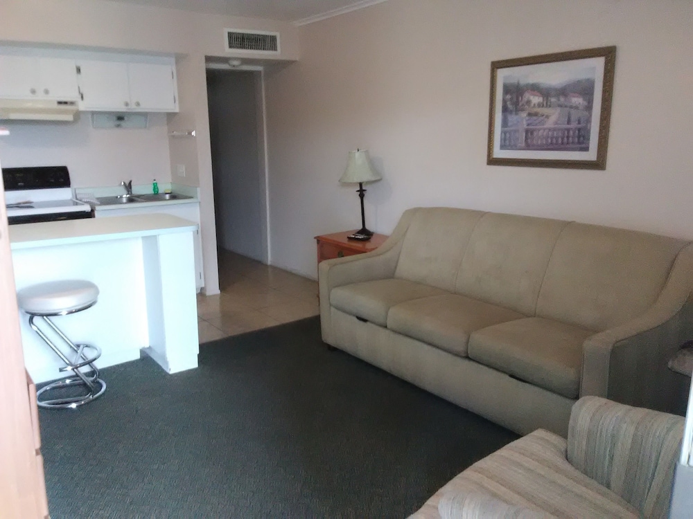 Sands Inn & Suites Lake Havasu City 43/60