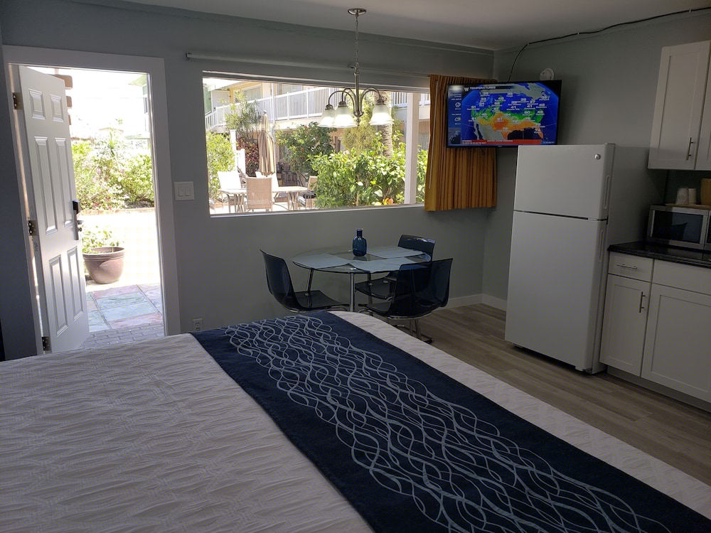 The Palms On Ocean 35/69