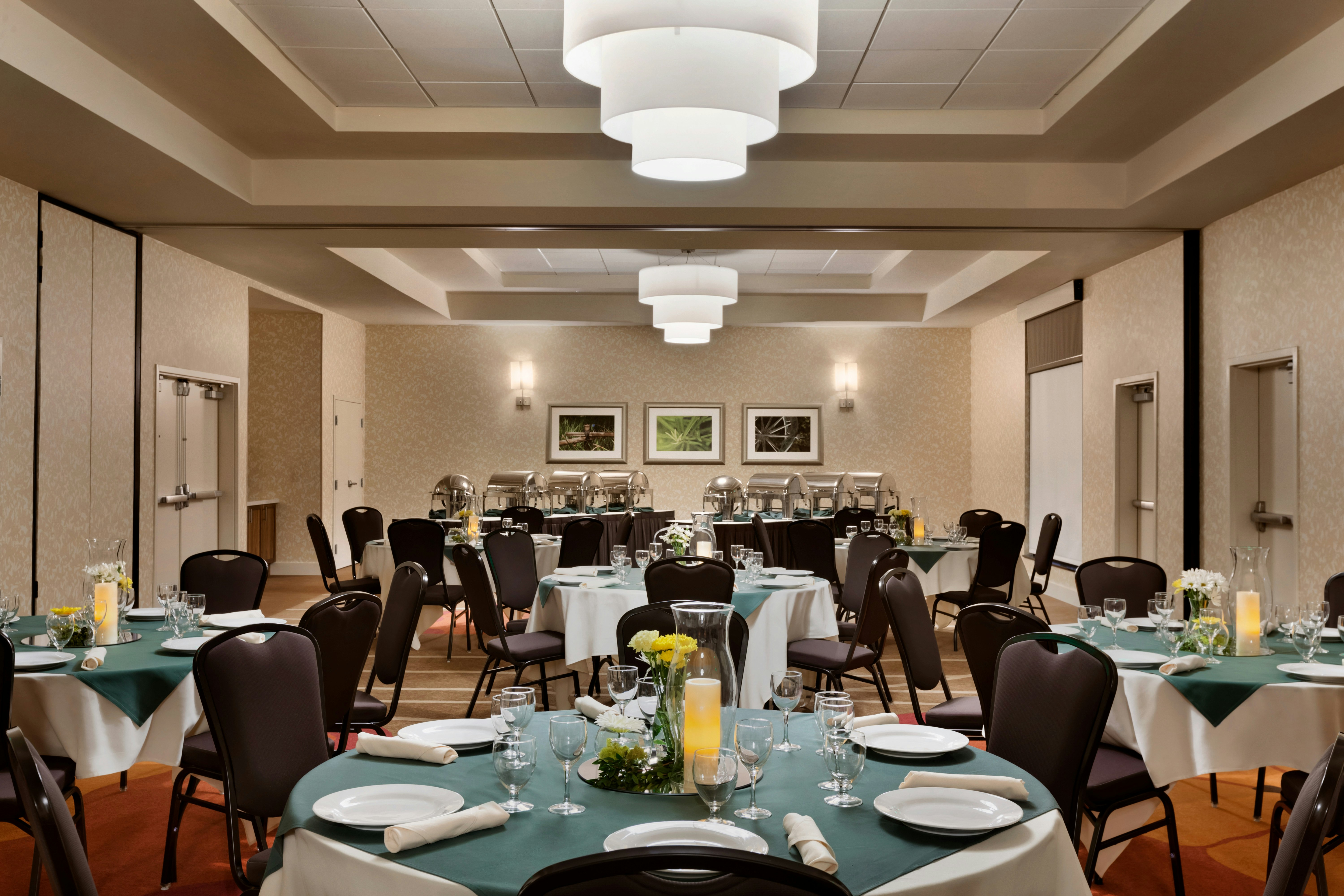 HILTON GARDEN INN MEDFORD, OR 14/20