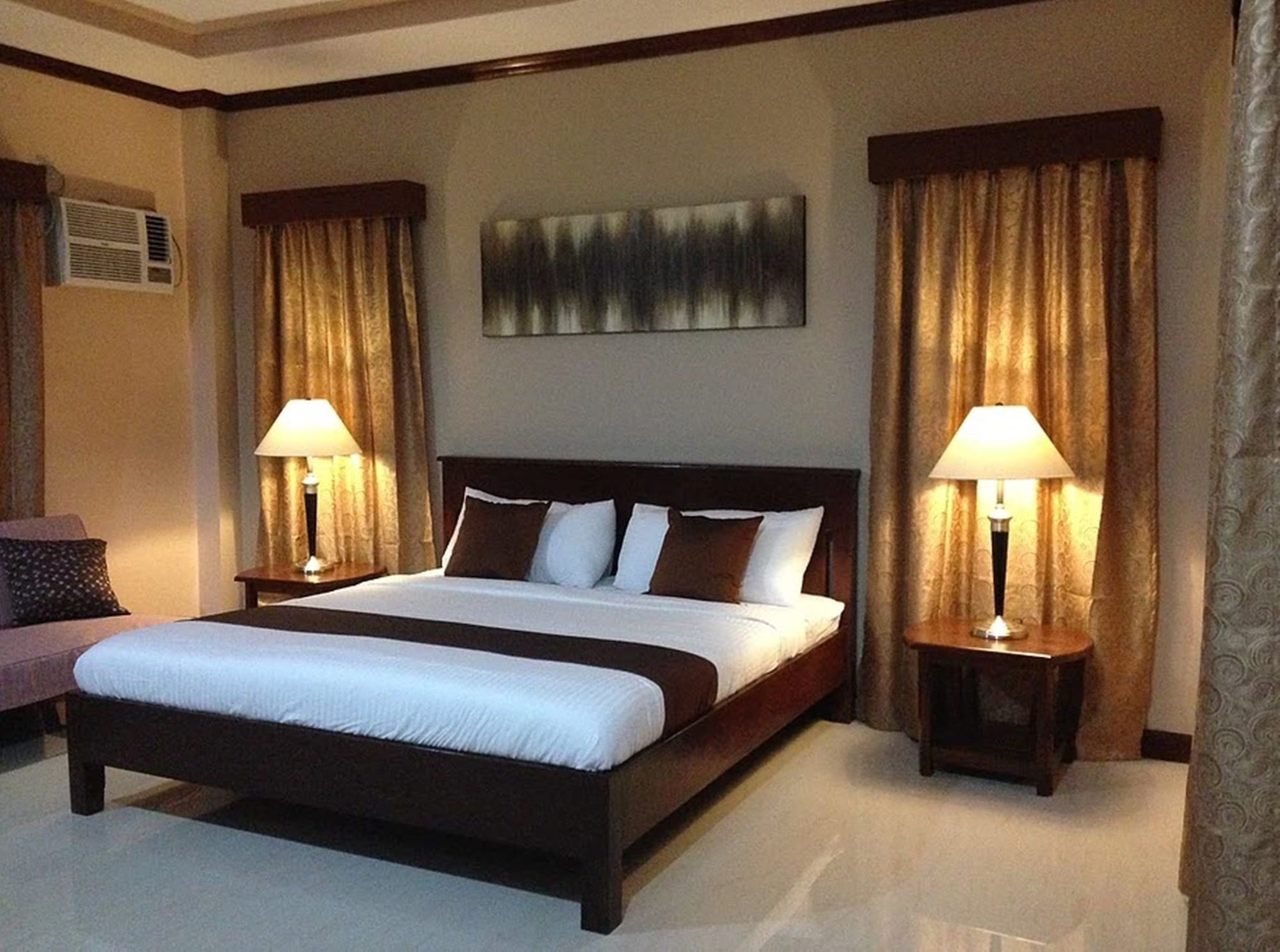 Super, Deluxe, King Bed, Sofa