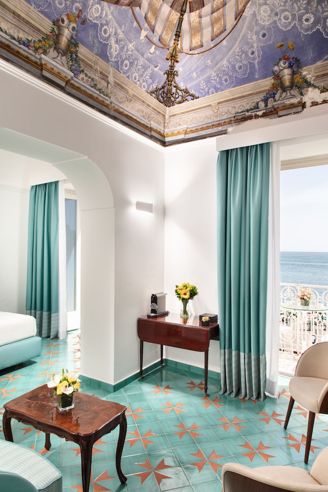 Hotel Residence Amalfi 50/68