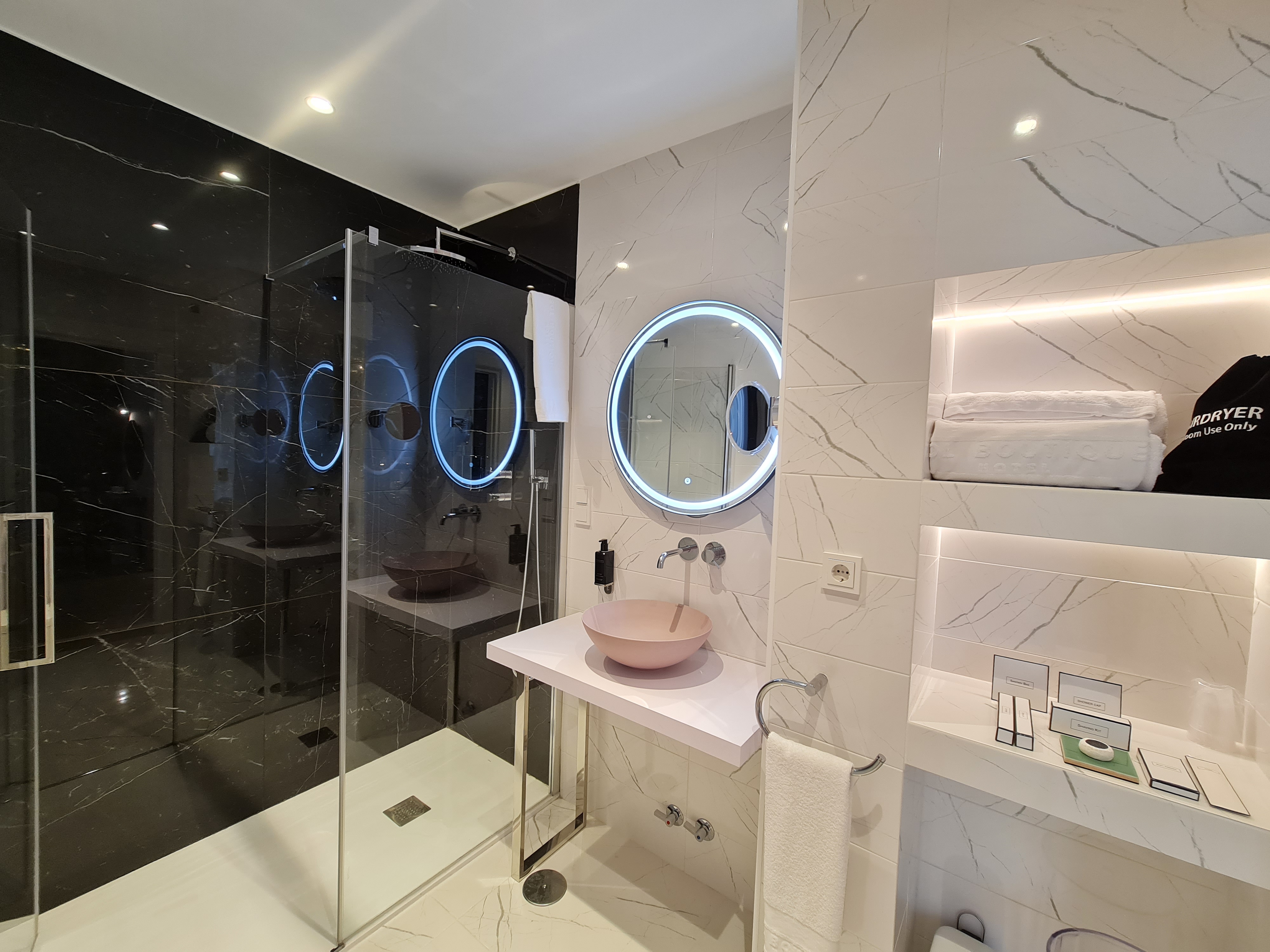 Sol Boutique hotel 60/63