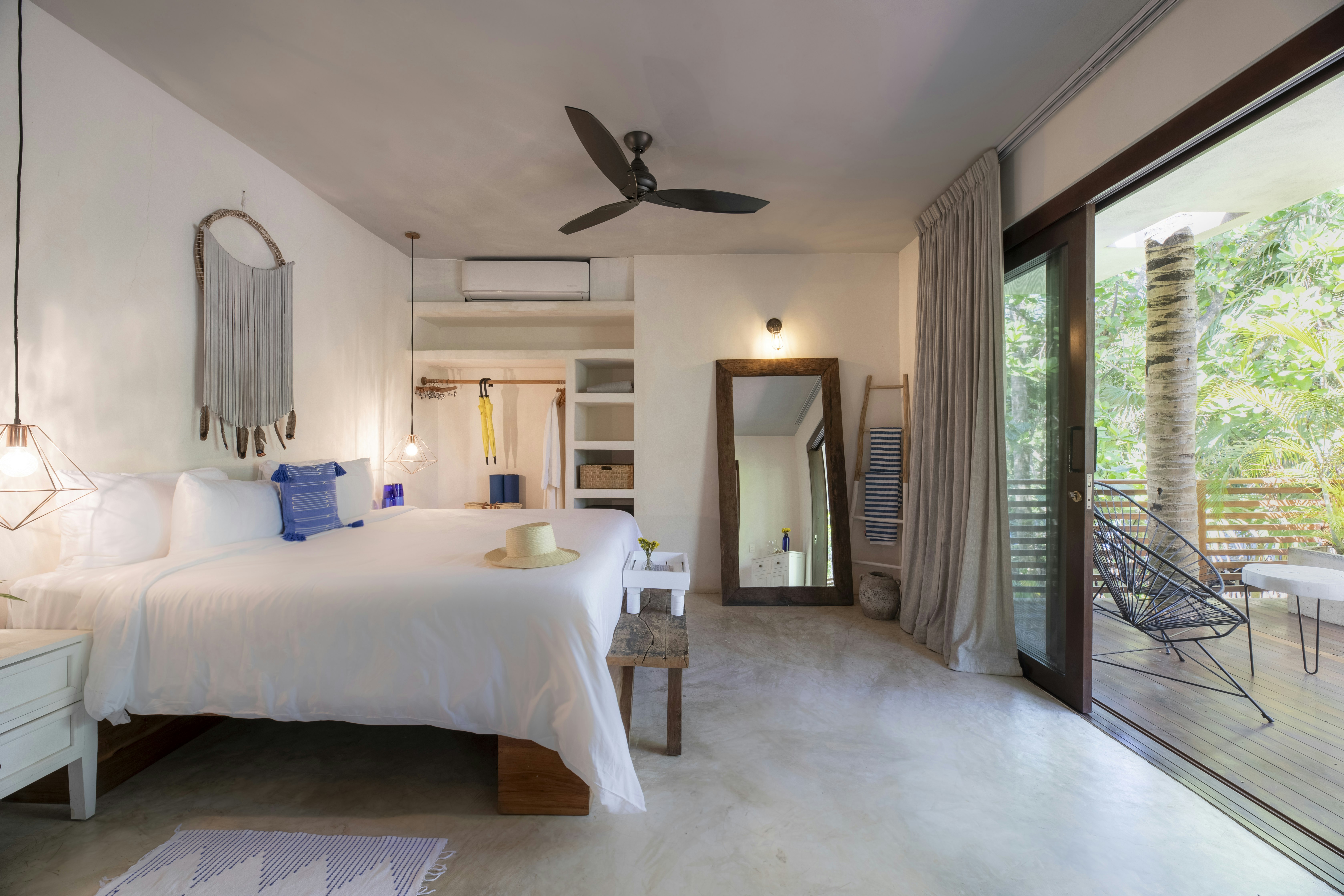 Jungle, Suite, Balcony, Attic