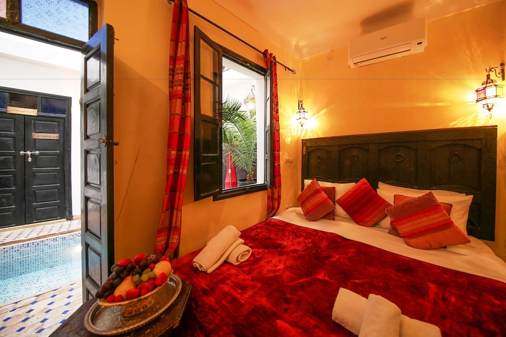RIAD AFRICA 46/80