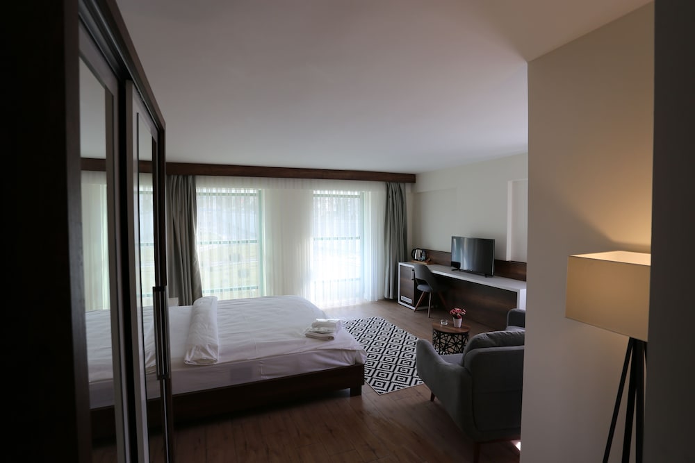 Avwan Hotel Cigli 14/40