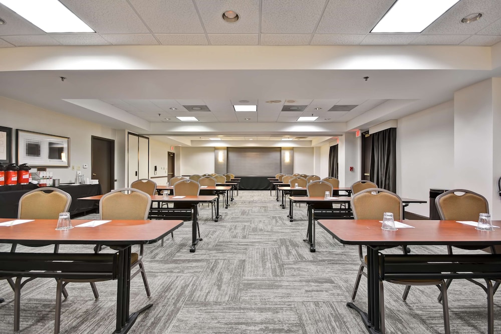 Hyatt Place Kansas City/Overland Park/Metcalf 54/64
