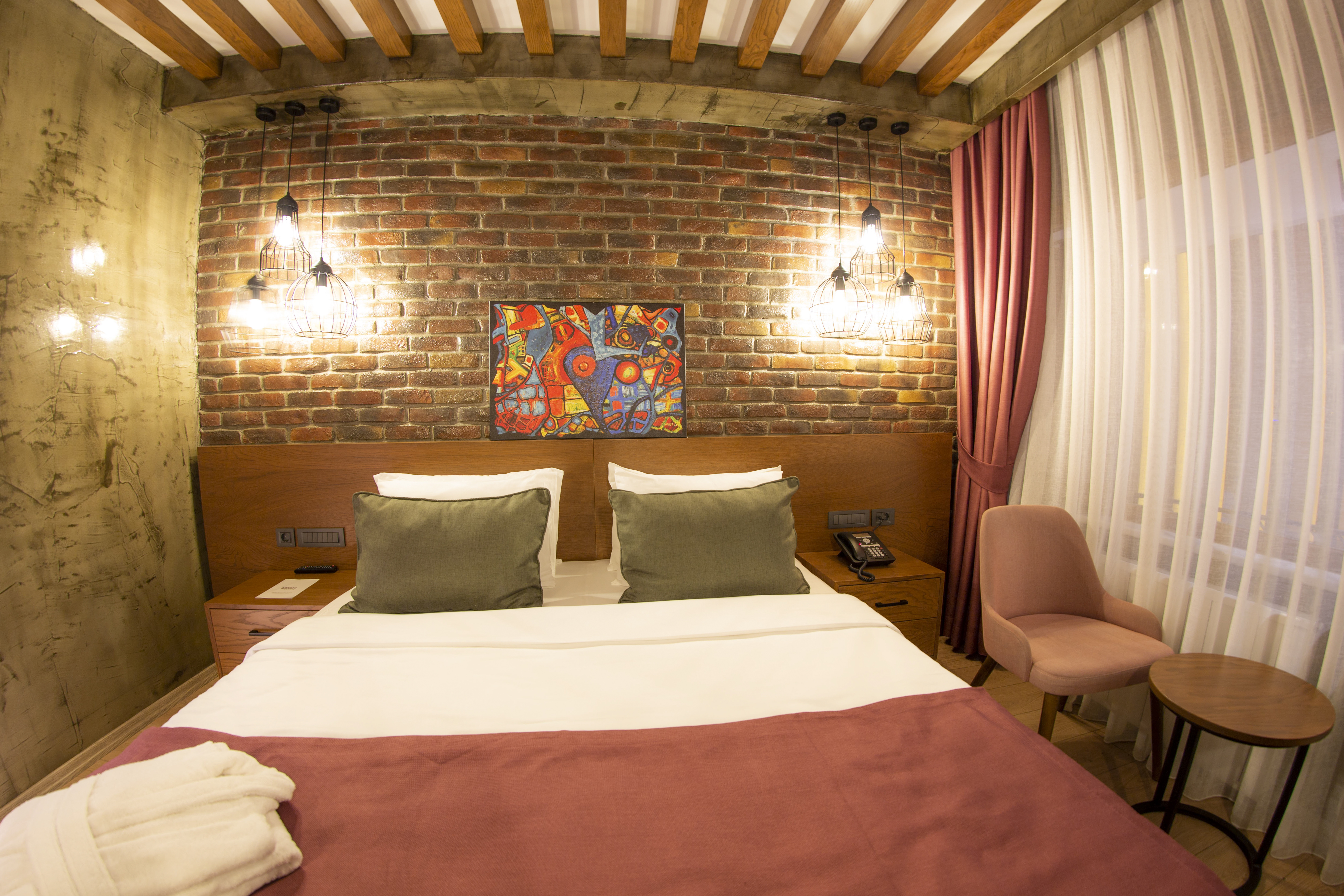 Standard, Double Bed