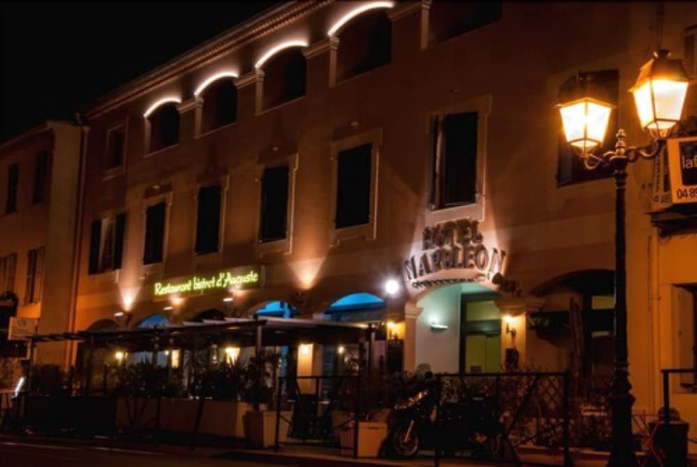 Hotel Napoleon 3/43