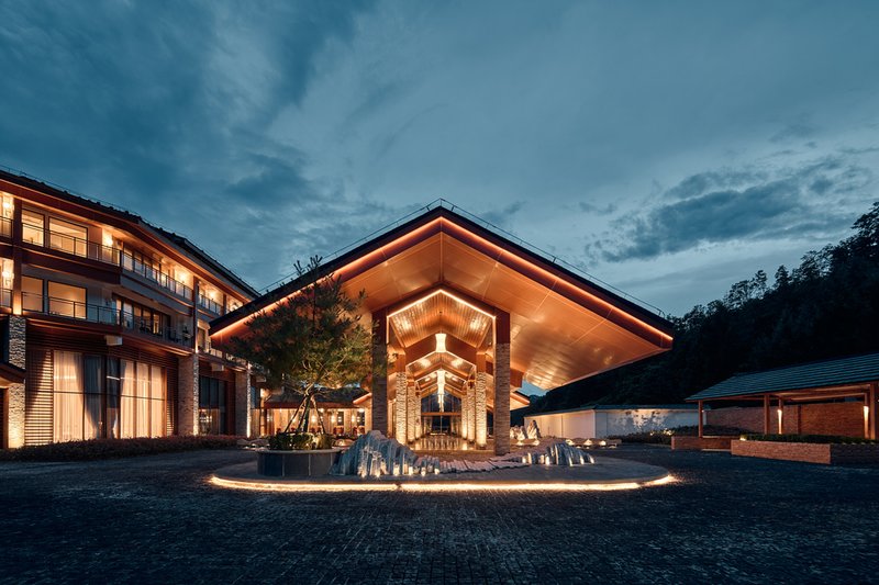 Crowne Plaza Shennongjia 5/50