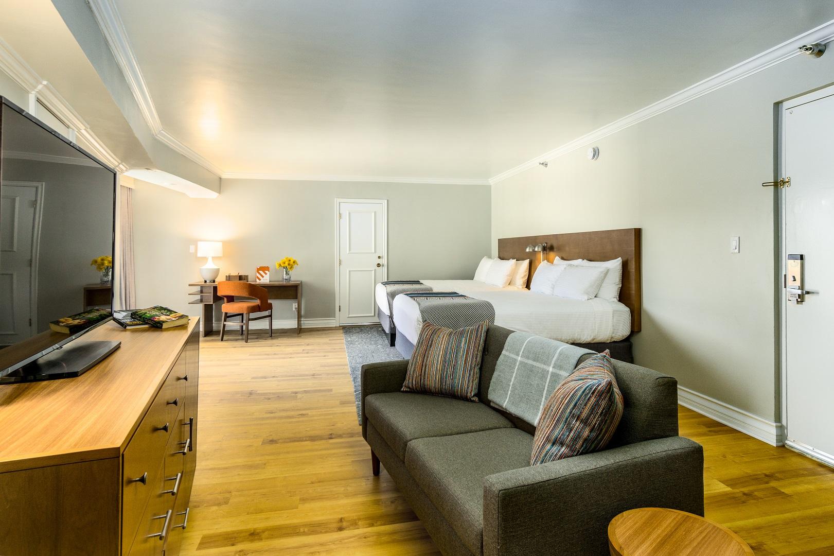Trendy, Junior Suite, 2 Queen Beds