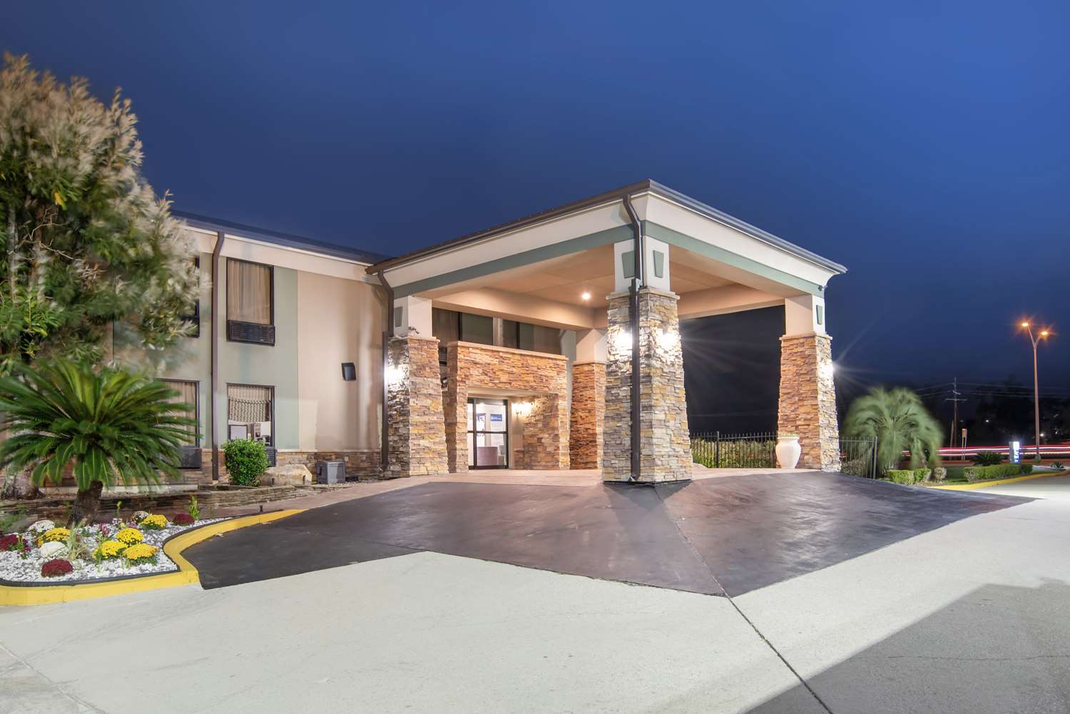 Best Western Bayou Inn 2/14