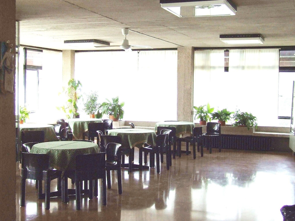 Cittadella Ospitalità 43/58