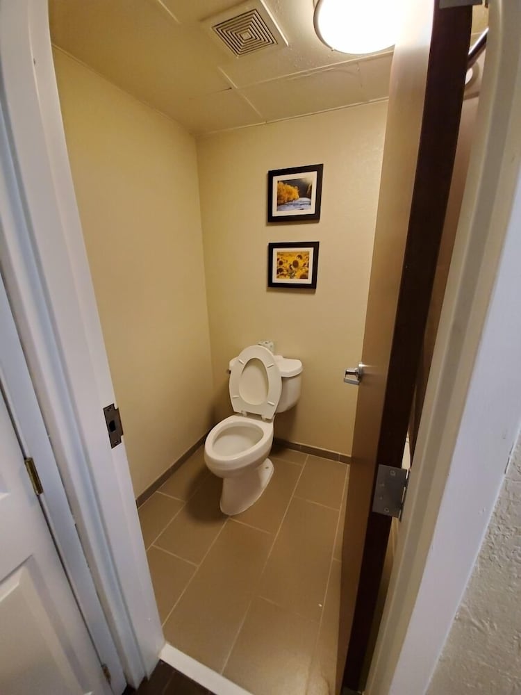 Comfort Inn Oxon Hill - National Harbor 16/31