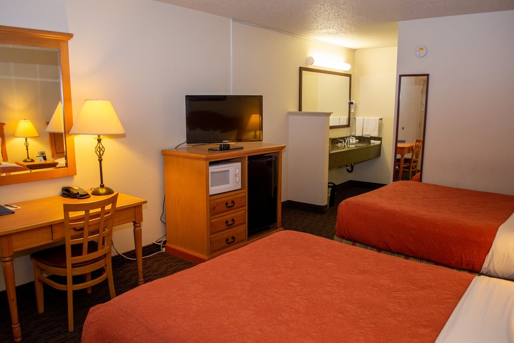 Cimarron Inn Klamath Falls 14/35