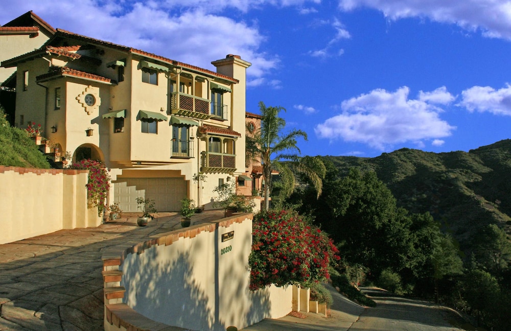 Topanga Canyon Inn Bed and Breakfast 41/49