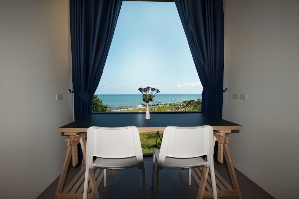 The Beach Resort & Residence 8/47