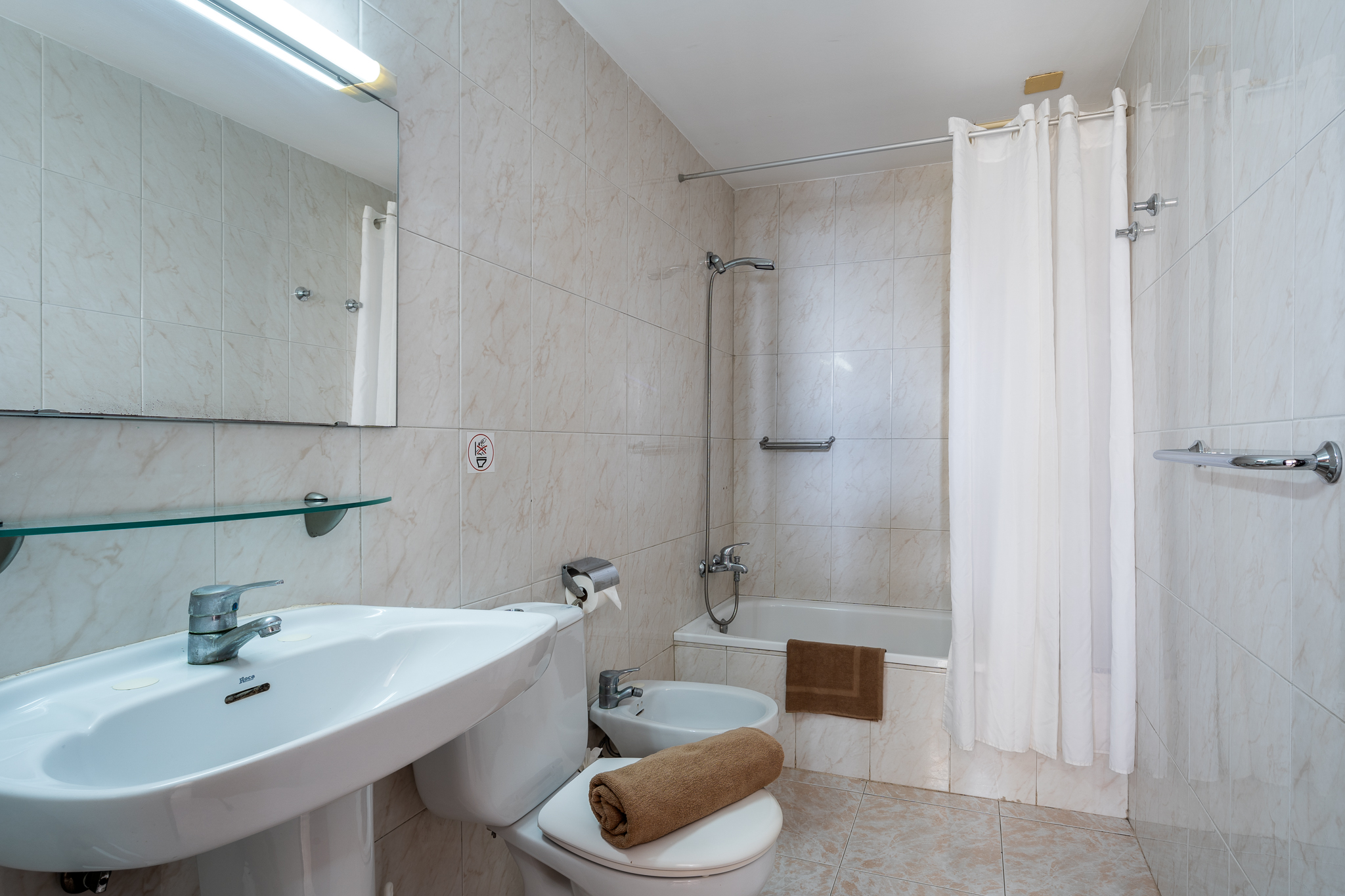 Apartamentos Guinea 28/31