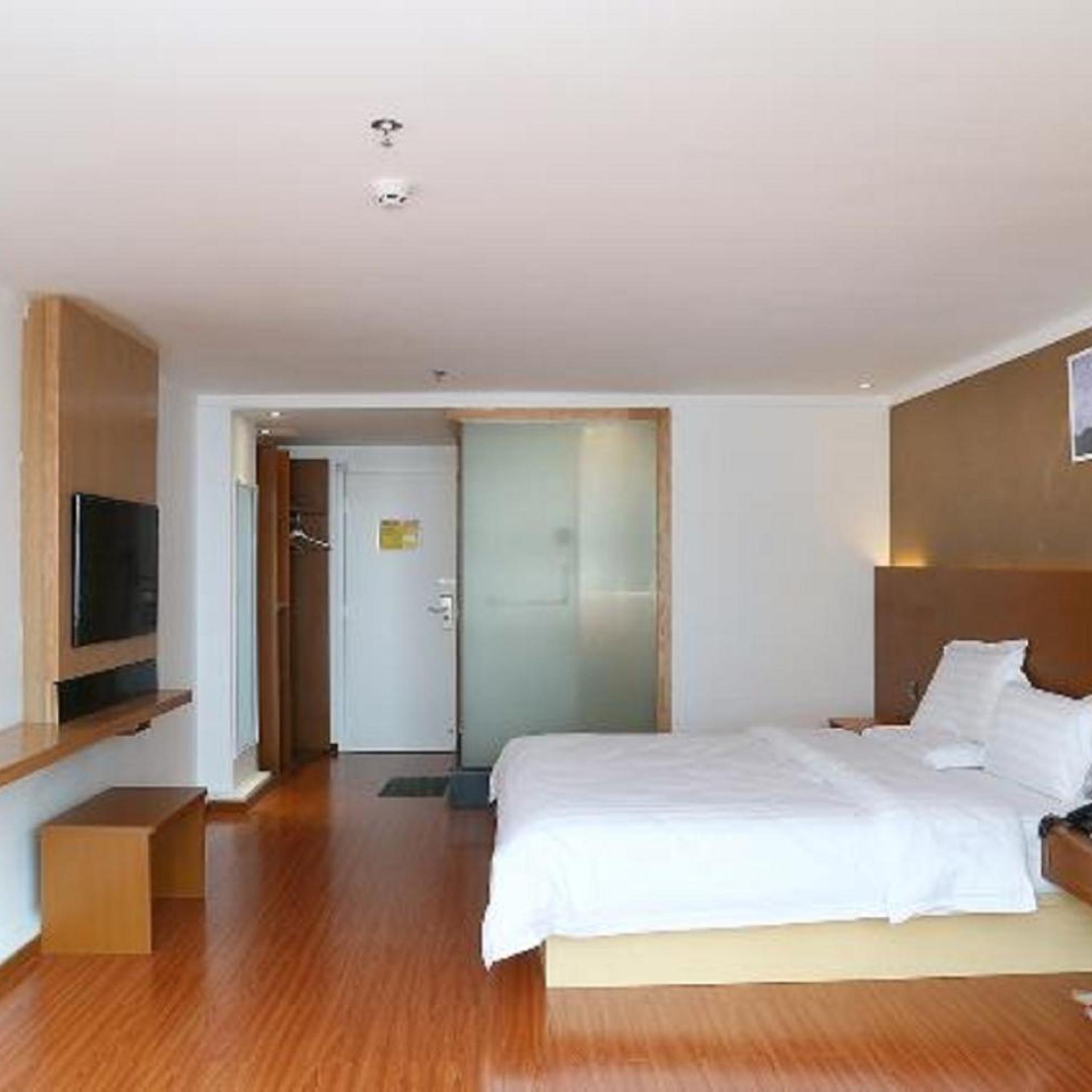 7 Days Inn Shenzhen Guomao Metro Station 20/36