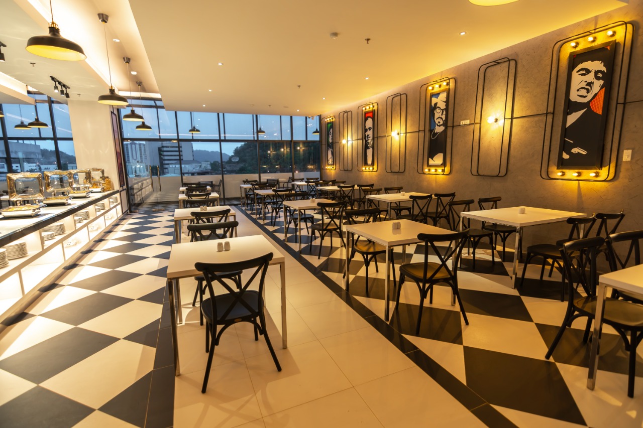 FOX Hotel Jayapura 21/31