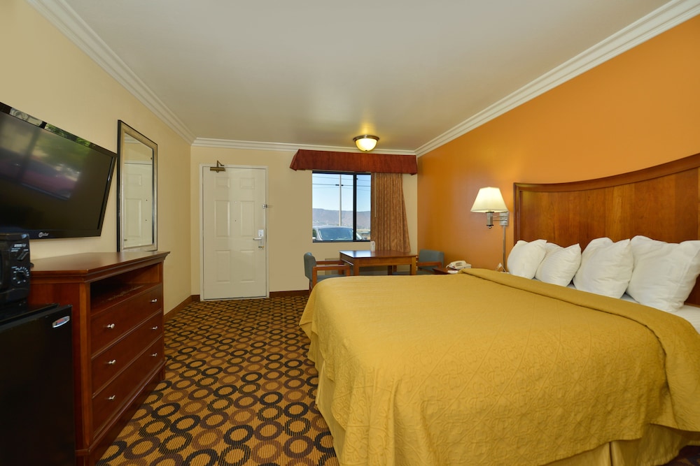 Quality Inn Lake Elsinore 14/51