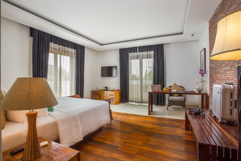 PREMIER, SUITE, DOUBLE BED