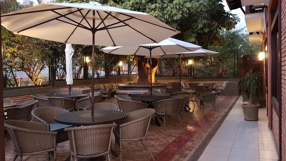 Hotel das Palmeiras 26/50