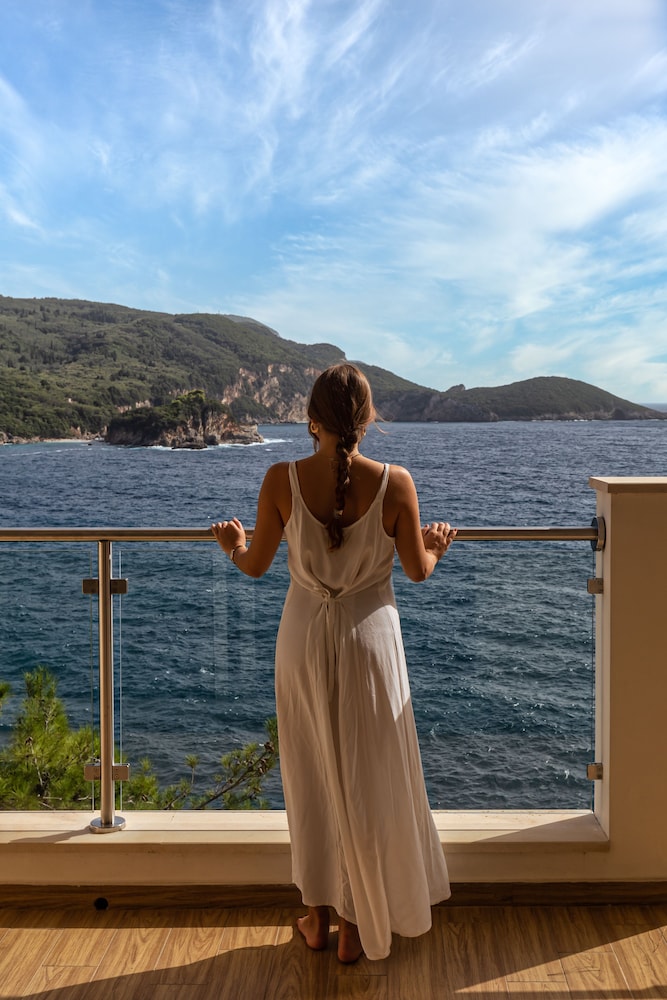 Akrotiri Beach - Adults Only 35/68