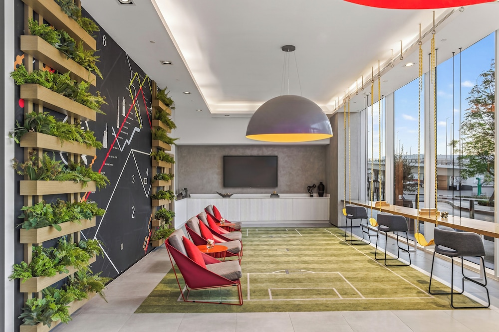 Ibis Styles Dubai Airport 44/66
