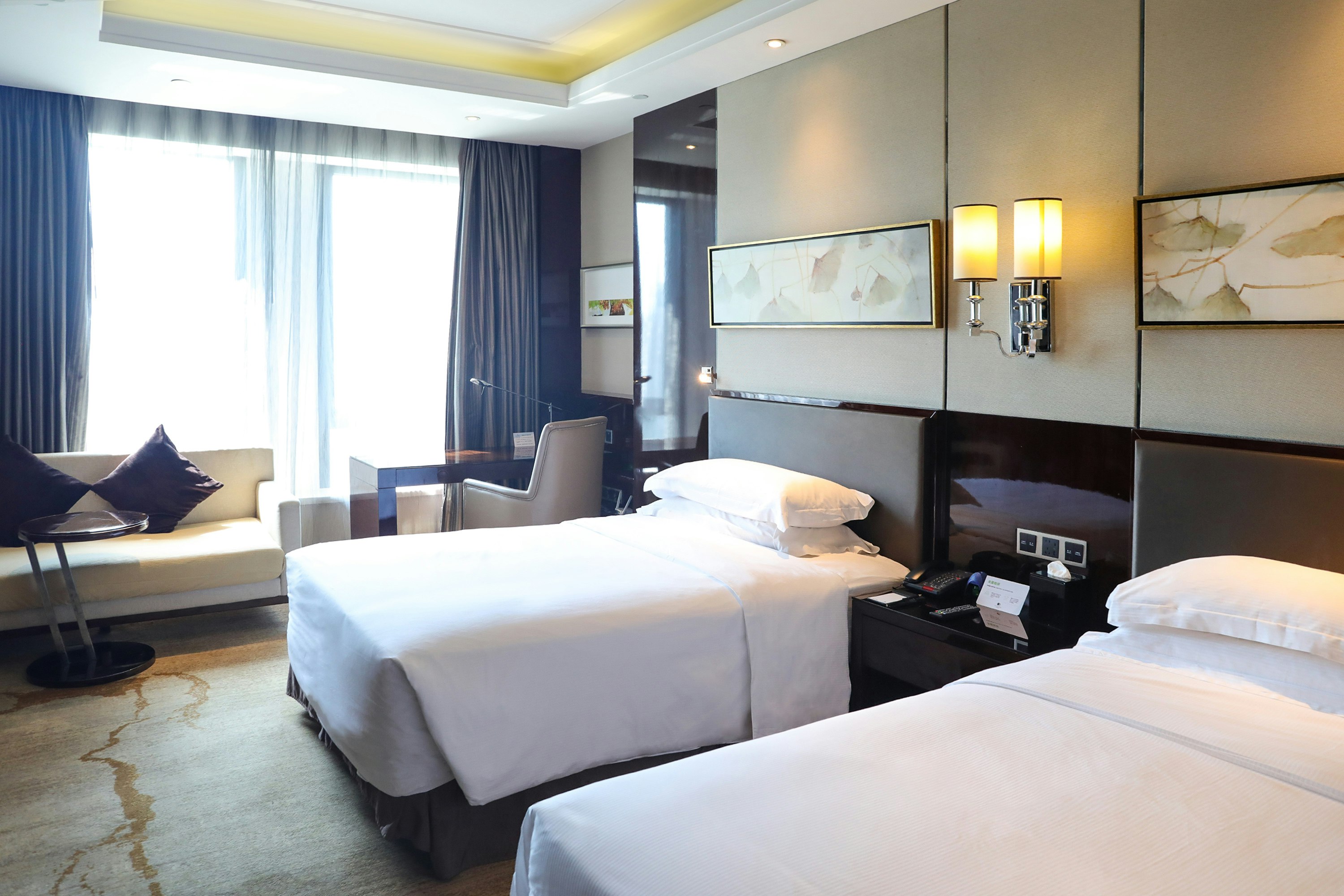 GUEST ROOM, TWIN BEDS