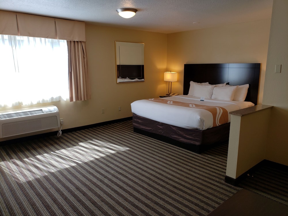 Quality Inn & Suites Vancouver - Hazel Dell 9/59