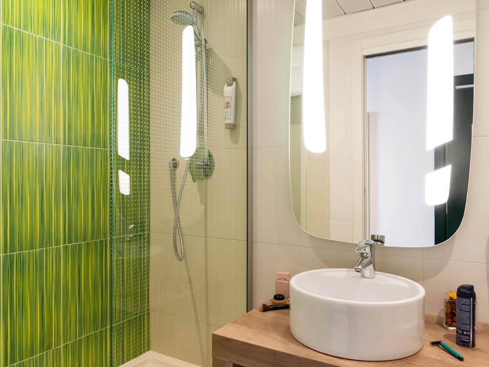 Ibis Milano Centro 76/77