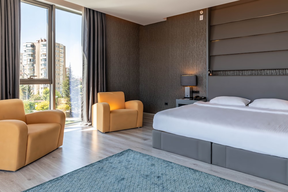 Park Dedeman Eskisehir 16/69