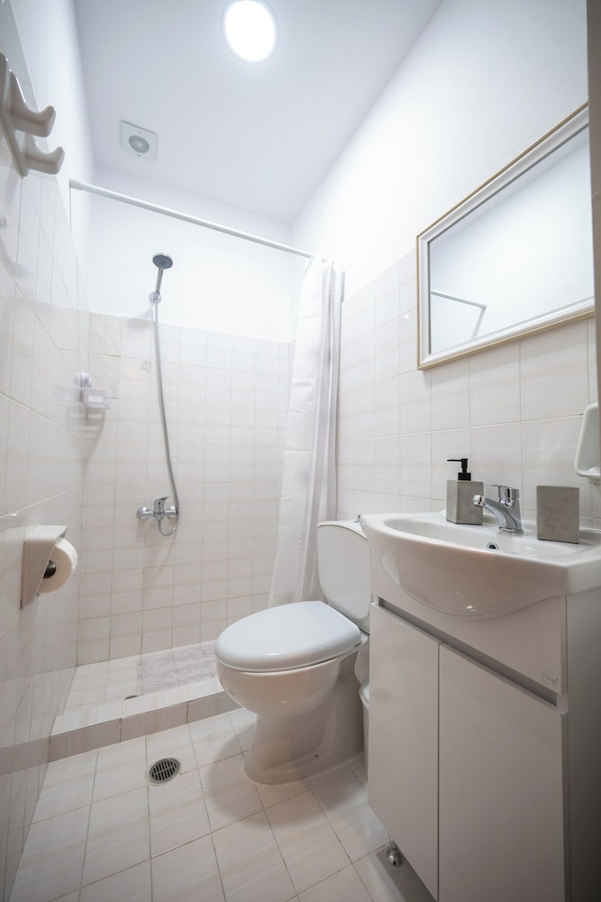 Blue Wave Suites Ixia 44/46