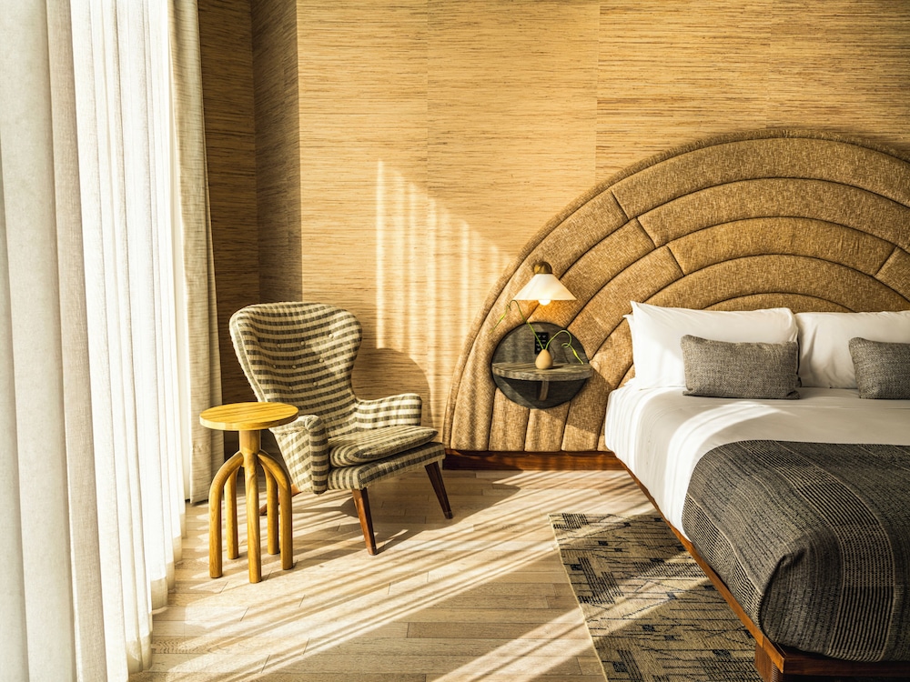 Sunset, Suite, King Bed