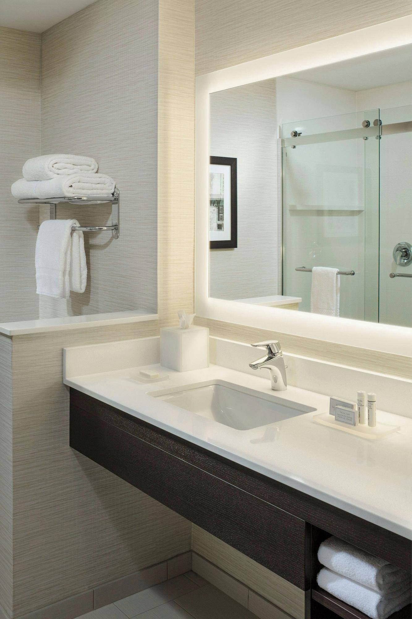 Studio, Multiple Beds, Accessible، Fairfield Inn Suites Waterbury Stowe 2/2