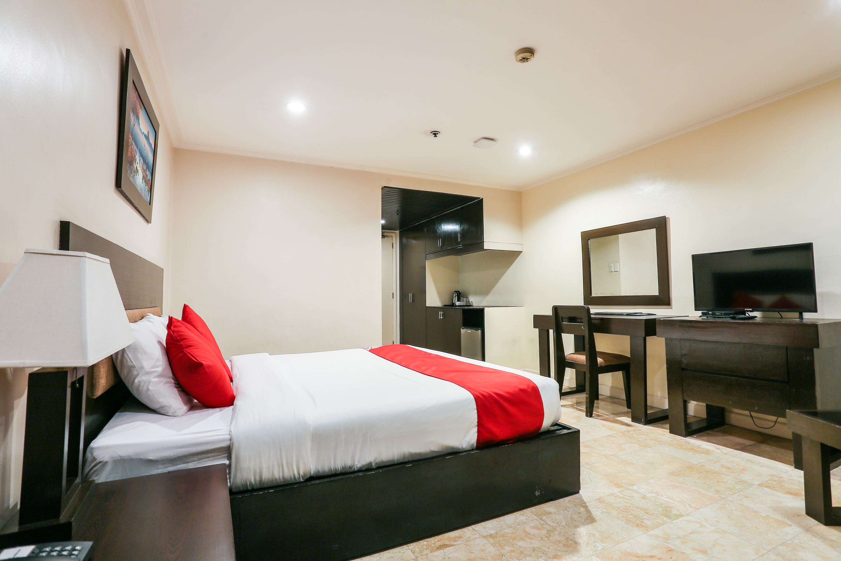 Paragon Tower Hotel 35/50