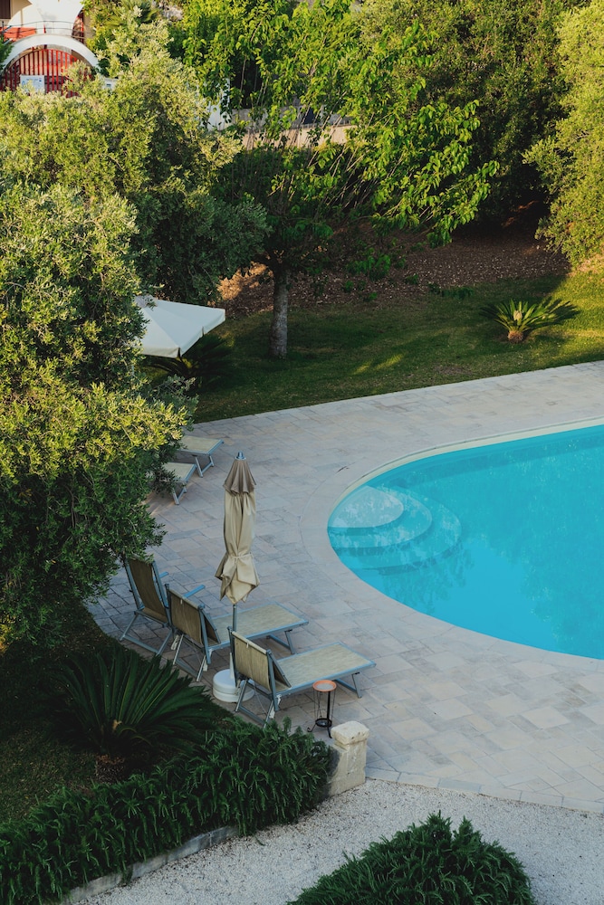 Villa De Lua 38/50