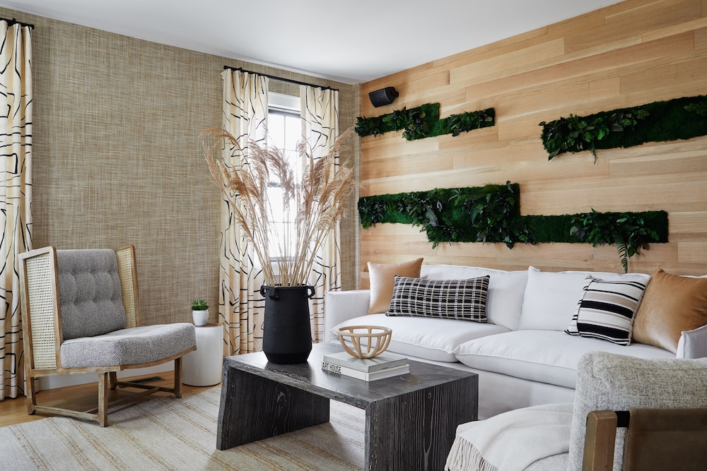 The Edgartown Inn, The Edgartown Collection 28/44
