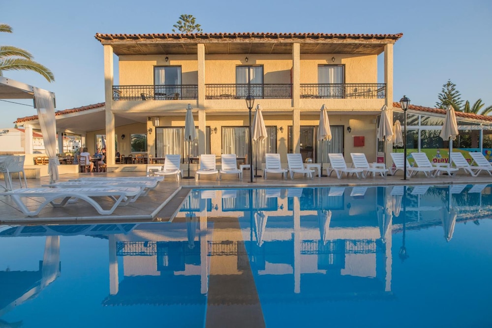 Creta Aquamarine Hotel in RETHYMNO