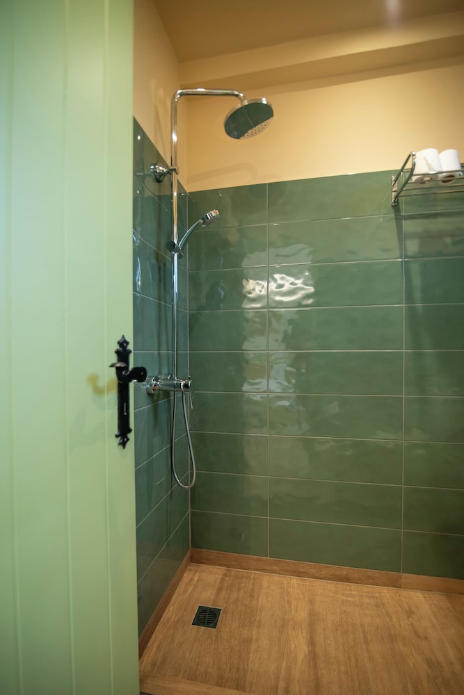 Saronis Hotel 23/50