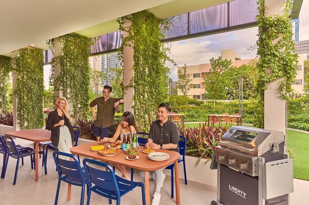 lyf Farrer Park Singapore 18/31