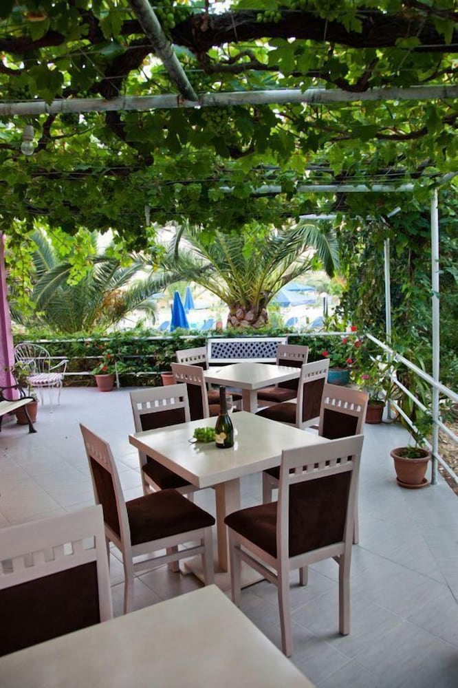 Anatoli Beach 30/50